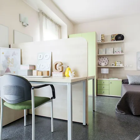 Residencia Universitaria Resa Damia Bonet * Walencja