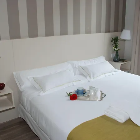 San Lorenzo Boutique Plaza 3*