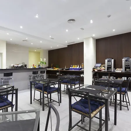 Olympia Universidades Hotell 3*