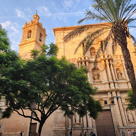 Dramaturgo Faust Hernandez Prime *