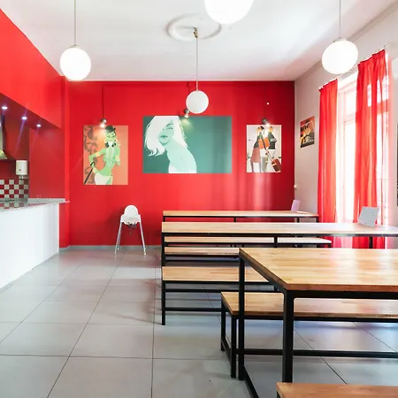 Red Nest *