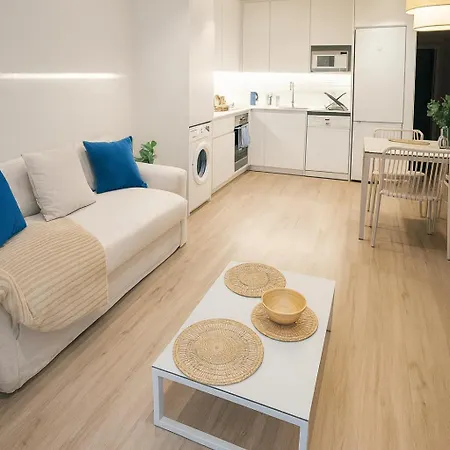 Familiar En Centro - Plaza Ayuntamiento *