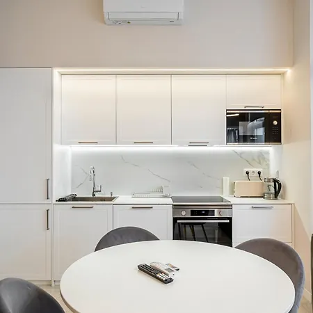 Era Deluxe Near The Of Apartamento