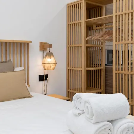 Apartamento Travel Habitat Nou Mestalla Valência