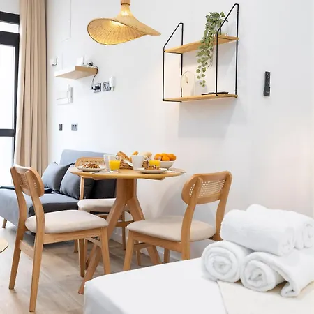 Travel Habitat Nou Mestalla فالنسيا