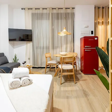 Apartamento Travel Habitat Nou Mestalla Valência