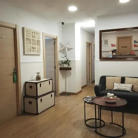 Balcon Al Mar 게스트하우스 4*