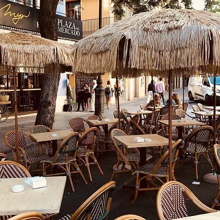 Plaza Mercado By Myr Отель