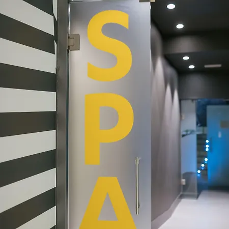 Myr Plaza Mercado & Hotel