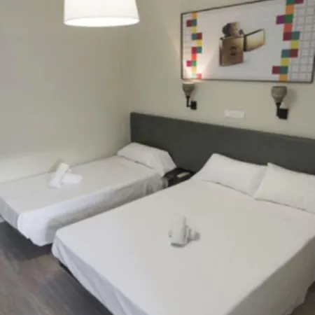 Nwt Station 2* Valência