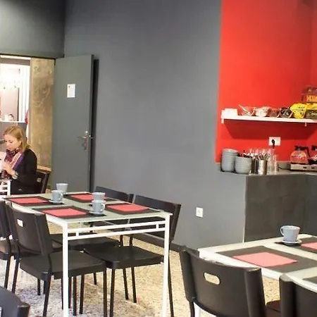 Quart Youth & Vandrerhjem Valencia