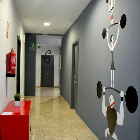 Quart Youth & Vandrerhjem *