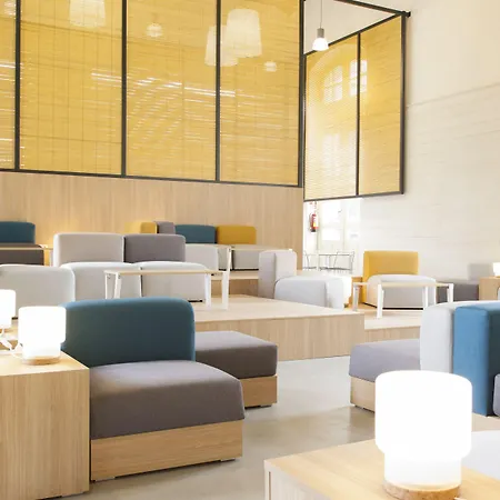 Up * Valencia
