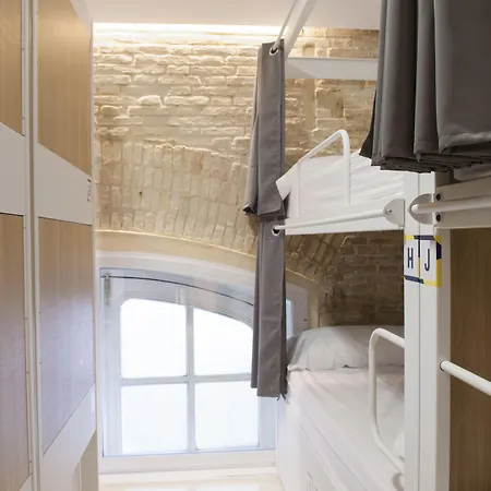 Hostel Up Valencia