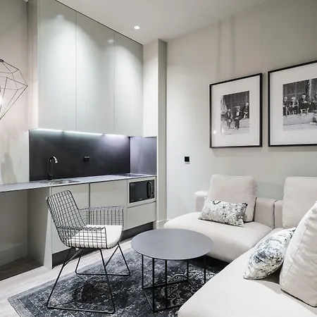 Hotel The Valentia Cabillers 4*