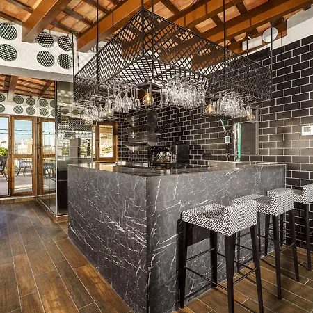 The Valentia Cabillers Отель 4*