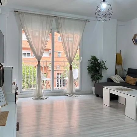 Ubicacion Ideal, Entre La Playa Y El Centro Ciudad