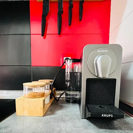 Ubicacion Ideal, Entre La Playa Y El Centro Ciudad *