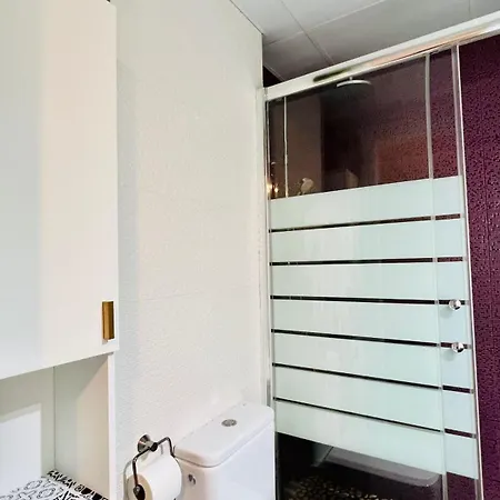 Ubicacion Ideal, Entre La Playa Y El Centro Ciudad