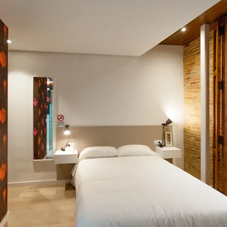 Hotel Host & Valencia