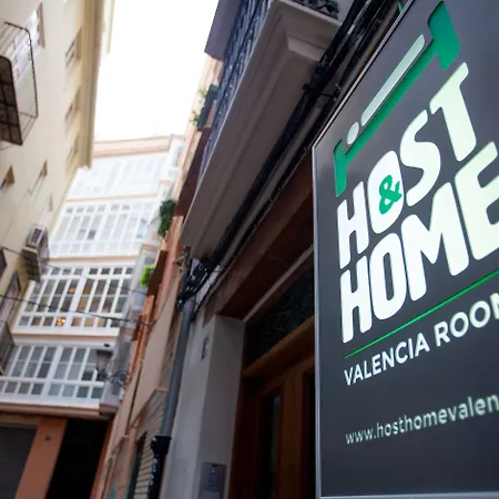 Host & Valência