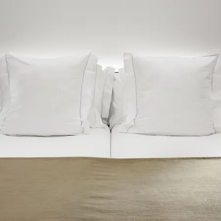 One Shot Mercat Hotel 4*