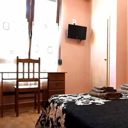 בית הארחה Abastos ולנסיה