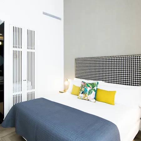 MYR Marqués House 4*