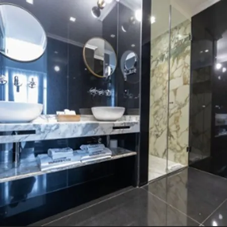 Myr Marques House Hotel