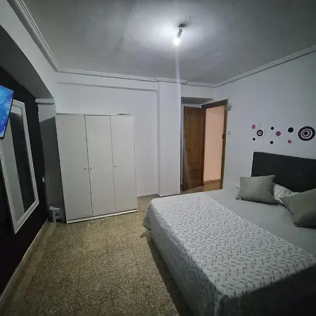 Democracia Delux Homestay Valencia