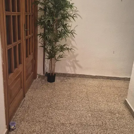 Democracia Delux Homestay szállás *