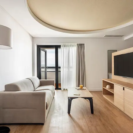 מלון דירות B48 Feria