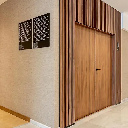 Aparthotel B48 Feria Valencia