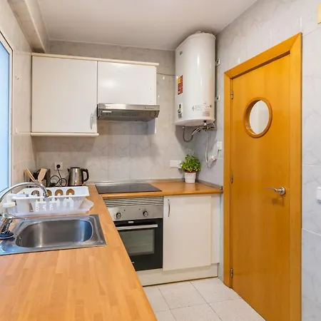 Invalencia Negrito Flat 3 Bdrm & 2 Wc Center * ולנסיה