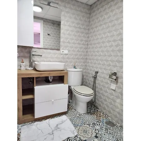 In Vera With Rooftop Pool *