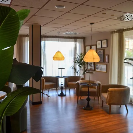 Hotell Sweet Renasa 3*