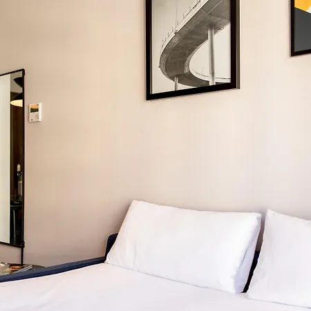 Ramirez Flats Aparthotel 4*