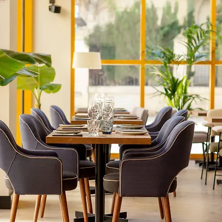 Ramirez Flats Apart Otel 4*