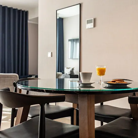 Ramirez Flats Apart Otel