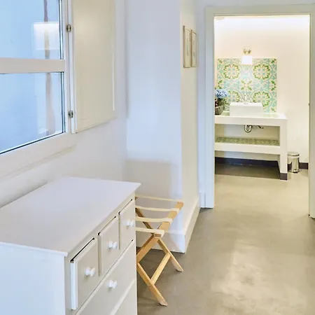 Splendid In Apartment