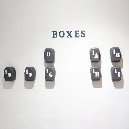 게스트하우스 Flats Friends Plaza De La Reina 4*