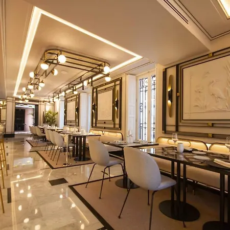 Myr Palacio Vallier מלון