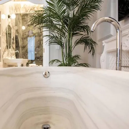 Myr Palacio Vallier 5* Valence