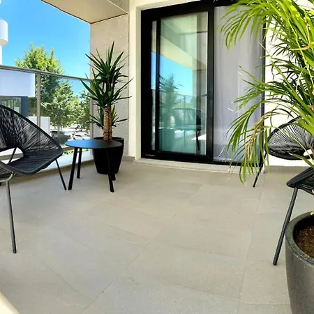 Az Hqtel Arena Hotell