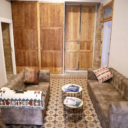 Bird House 3* Valencie