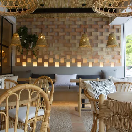 & Co. Saler Boutique Valencia