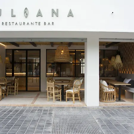 & Co. Saler Boutique Hotel 3*