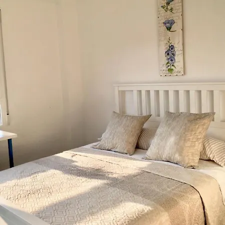 Guest house Oyo Torres De Quart