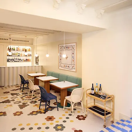 Πανσιόν Casa Clarita 4*