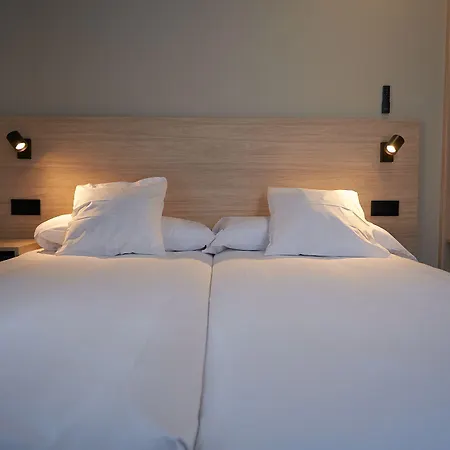 Dorm4you Arena 2 4* فالنسيا